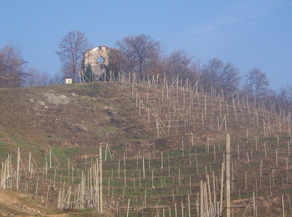 Sentiero Gattinara - Castello di San Lorenzo